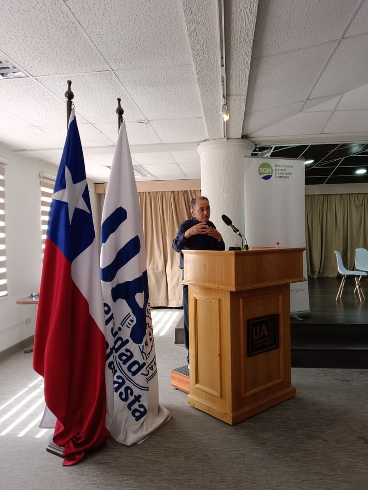 conversatorio3-fundacion-entrepreneur-antofaeduca-1