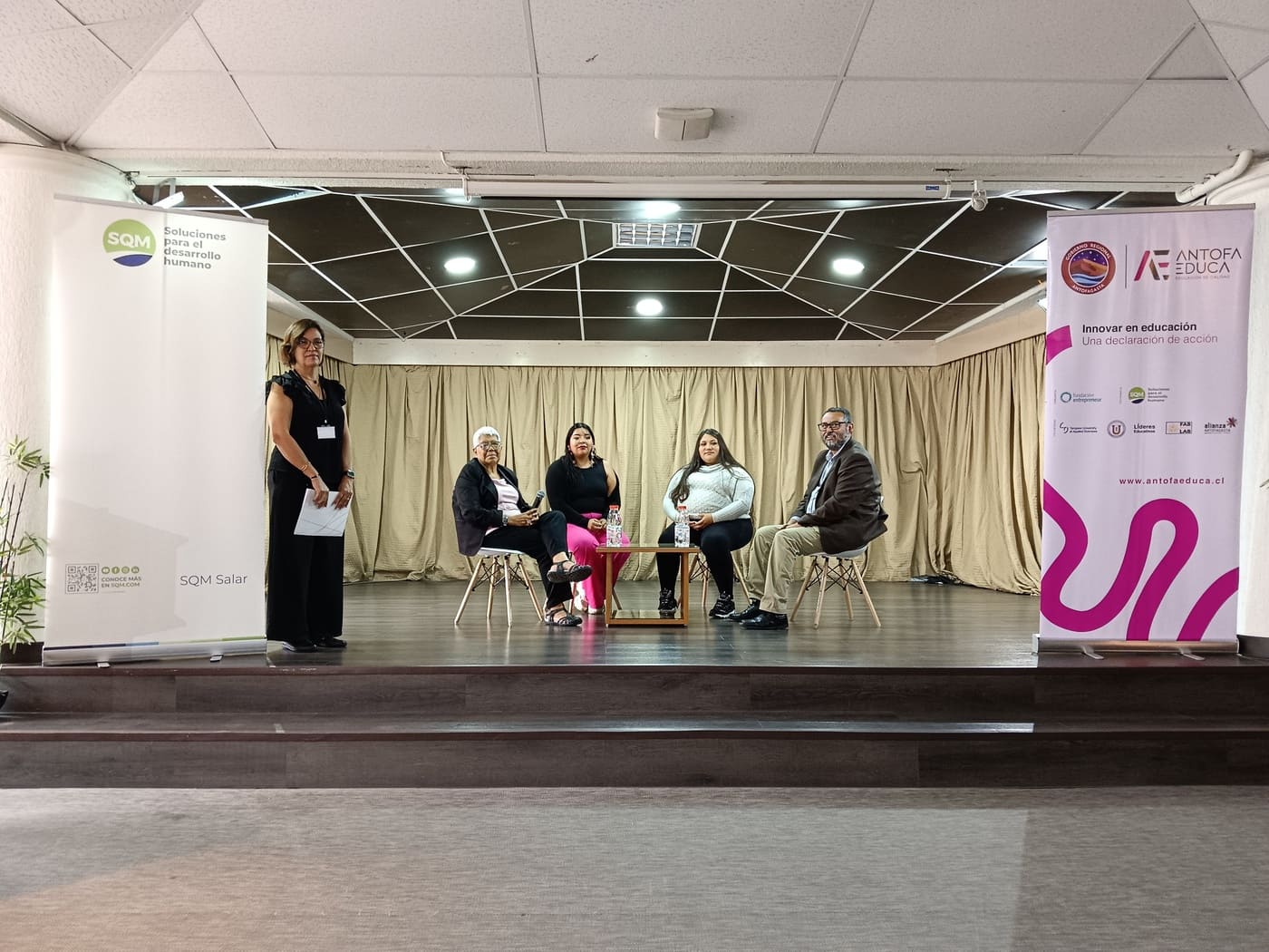 conversatorio3-fundacion-entrepreneur-antofaeduca-13