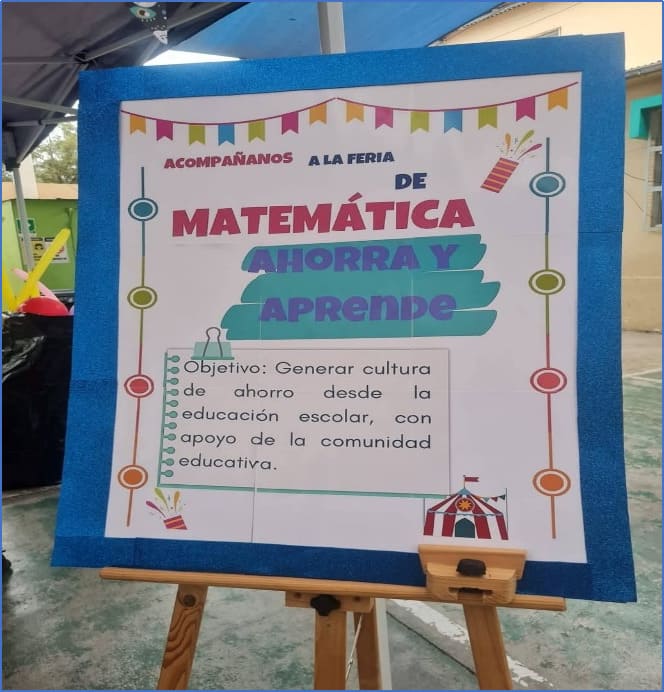 escuela-hogar-victoriano-quinteros-s-de-taltal-integrara-la-red-de-escuelas-lideres-del-pais-innovar-para-transformar_feria_matematica_taltal